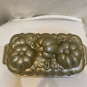 Williams Sonoma Nordic Ware Botanical Loaf Pan 6 Cups Non Stick Bundt Made USA